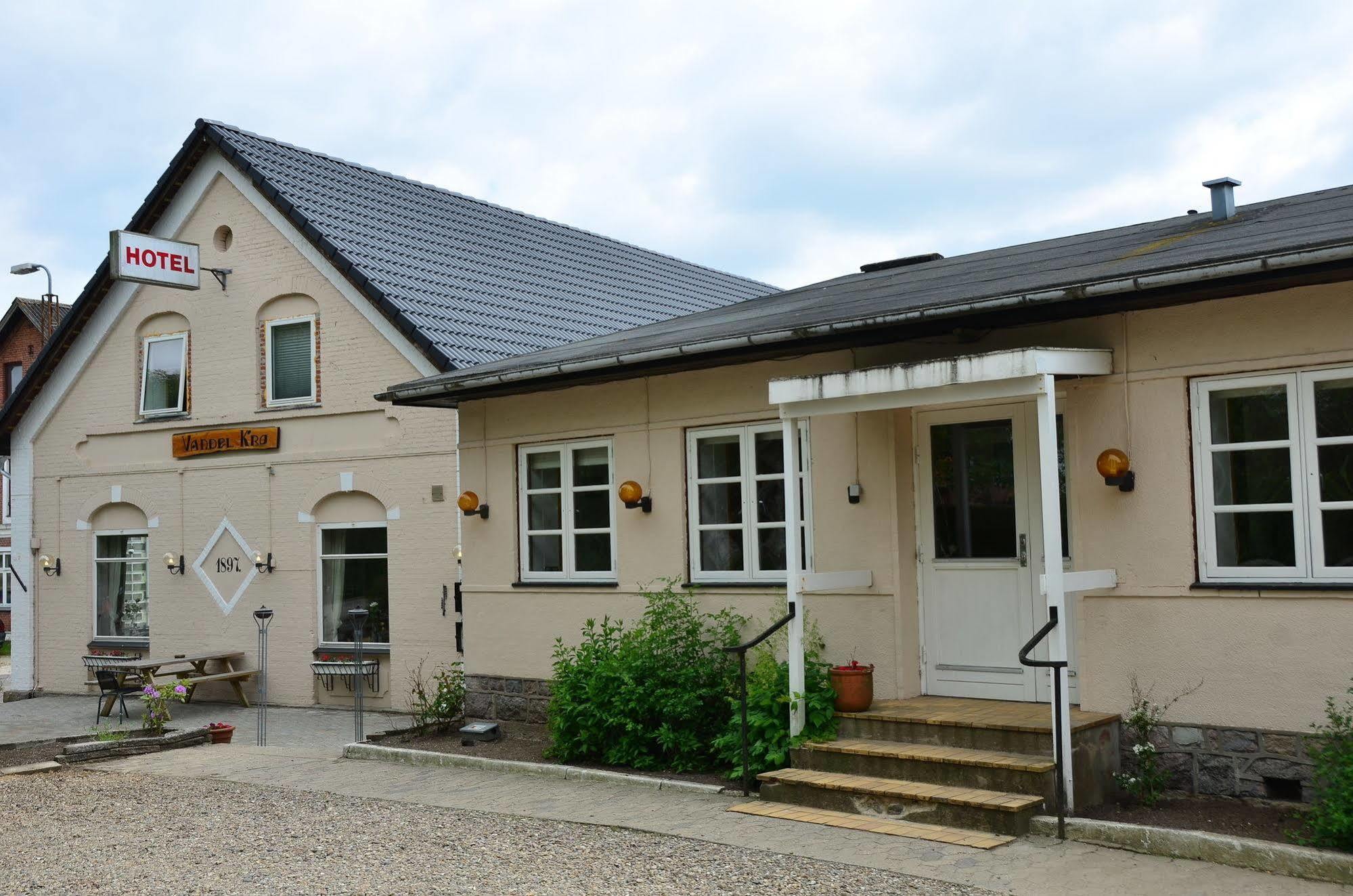 Vandel Hotel - Bed & Breakfast Billund Ngoại thất bức ảnh